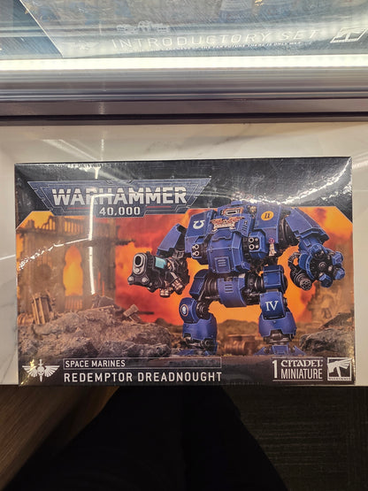 Warhammer 40000 Space Marines Redemptor Dreadnought